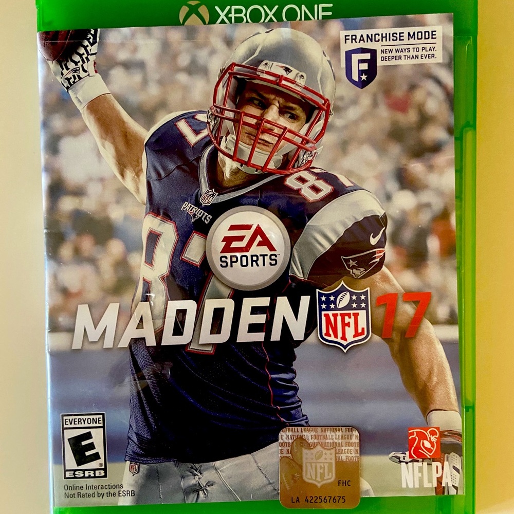 XBOX ONE MADDEN NFL 17 Video Game